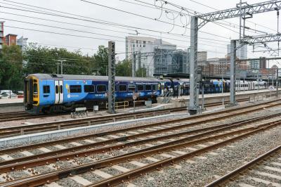 158903 at Leeds. &copy; llamafish