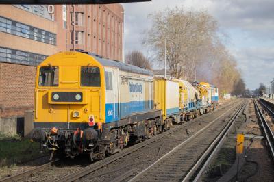 20905,20901 at Woking. &copy; Zain