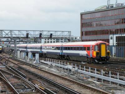 442408 at London Bridge. &copy; llamafish