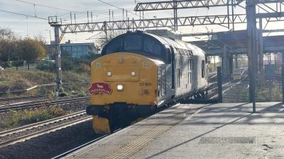 37901 at Nuneaton. &copy; MemberOfThePublic