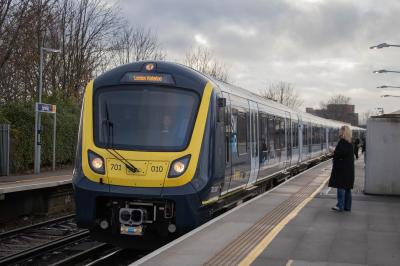 701010 at Earlsfield. &copy; Zain