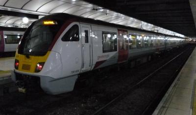 720524 at London Liverpool Street. &copy; BigKev