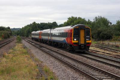 158862 at Chesterfield. &copy; South Coast Trainspotter