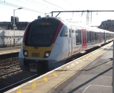 720538 at Bethnal Green. &copy; Geoff