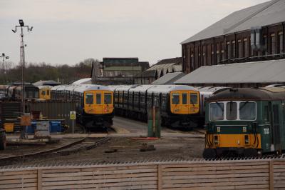 769936,769937 at Eastleigh Works. &copy; al66class59