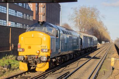 37423,37611 at Woking. &copy; Zain