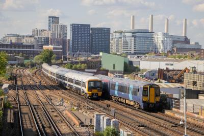 375623,465180 at Wandsworth Road. &copy; Zain