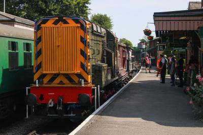 08377 at Mid Hants Railway. &copy; South Coast Trainspotter