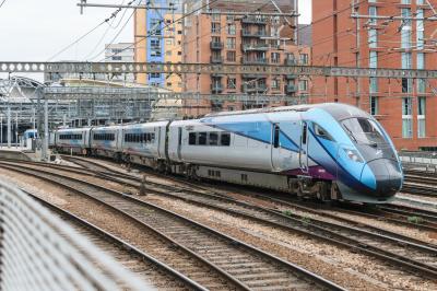 802203 at Leeds. &copy; llamafish