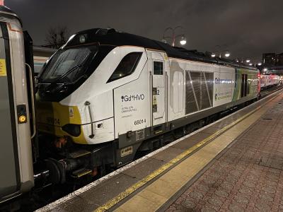 68014 at London Marylebone. &copy; Pistolpete008