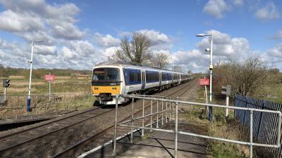 165017 at Kings Sutton. &copy; Luivery