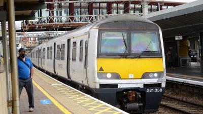 321338 at Stratford. &copy; Humber7107