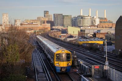 378146 at Wandsworth Road. &copy; Zain