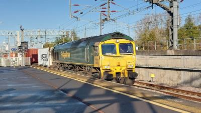 66517 at Nuneaton. &copy; MemberOfThePublic