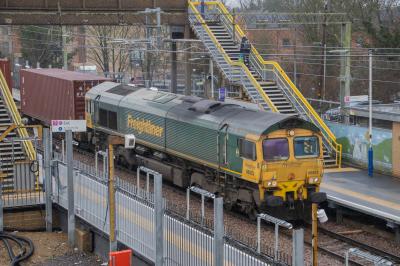 66513 at Rainham (Essex). &copy; Zain