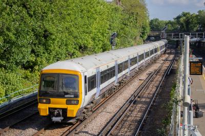 465048 at Wandsworth Road. &copy; Zain