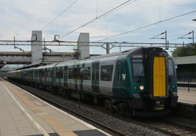 350369 at Bletchley. &copy; AJax