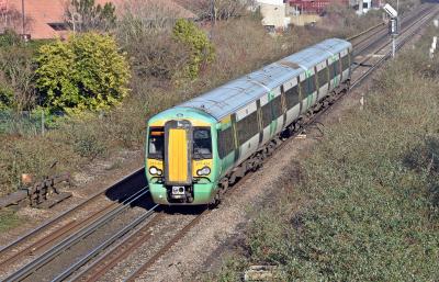 377454 at Farlington Junction. &copy; Bestieboy
