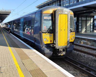 375628 at Ashford International. &copy; Geoff