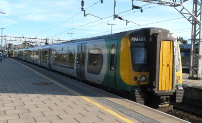 350264 at Stafford. &copy; Geoff