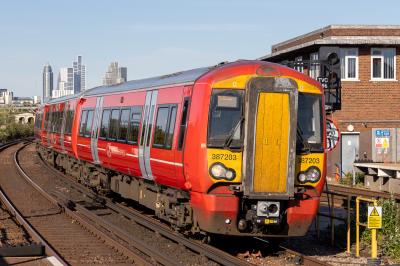 photo of 387203 at Clapham Junction