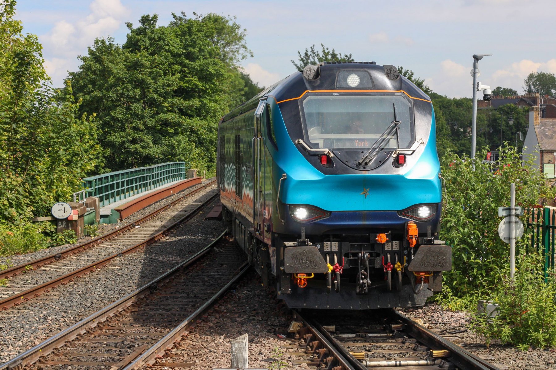 Photo of 68028 at York — trainlogger