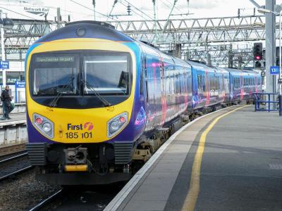 185101 at Manchester Piccadilly. &copy; llamafish