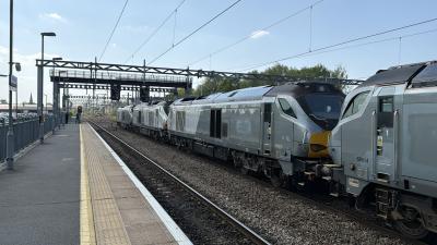 68015 at Swindon. &copy; Luivery