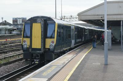 458404 at Clapham Junction. &copy; llamafish