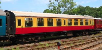 S4335 coach at Kent & East Sussex Railway. &copy; Geoff