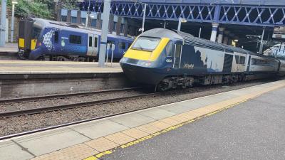 43034 at Glasgow Queen Street. &copy; Geoff