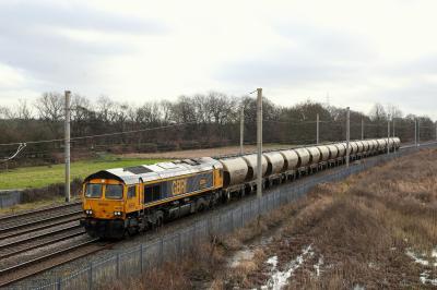 66792 at Winwick. &copy; stevexos