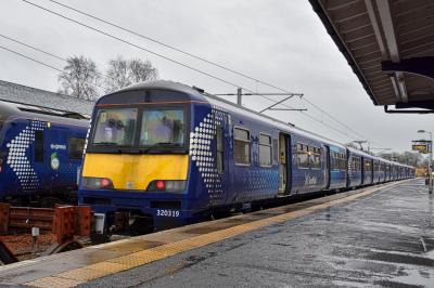 320319 at Lanark. &copy; Brodie