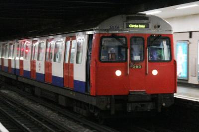 LU5556 at London Underground. &copy; linuxyeti