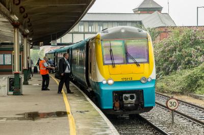 175113 at Llandudno Junction. &copy; Shotts