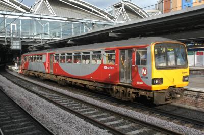 144008 at Leeds. &copy; Byron5574