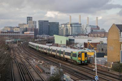 377123 at Wandsworth Road. &copy; Zain
