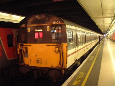 489101 at London Victoria. &copy; Byron5574