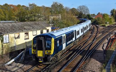 450038 at Havant. &copy; Bestieboy