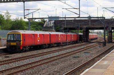 325012 at Tamworth. &copy; South Coast Trainspotter