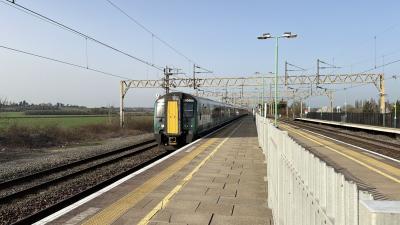 350408 at Cheddington. &copy; Luivery
