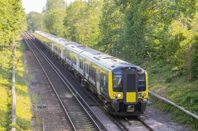 450093 at Bridge Road, Aldershot. &copy; Zain