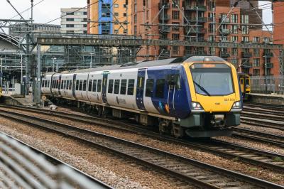 331001 at Leeds. &copy; llamafish
