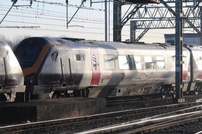 220015 at Manchester Piccadilly. &copy; ConnorsRailPhotography