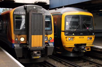 165136,450045 at Southampton Central. &copy; al66class59