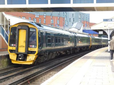 158771 at Fratton. &copy; Trainman5862