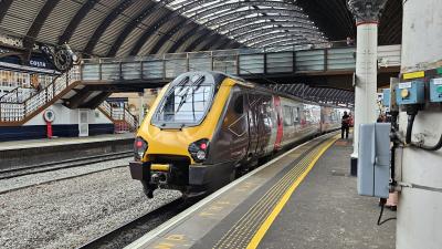 photo of 220002 at York