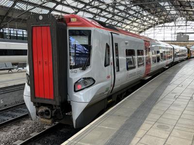 197042 at Liverpool Lime Street. &copy; BigKev