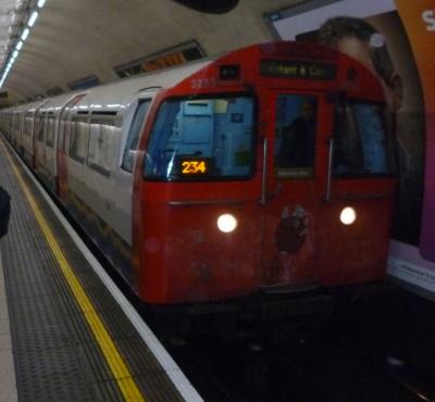 Charing Cross (LU) photo