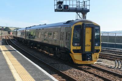 158950 at Penzance. &copy; llamafish